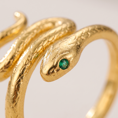 Serpent Ring in gold finish - ARWELY macro detail of the piece