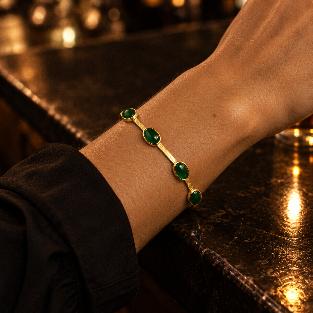 Cléo Bracelet worn on the wrist